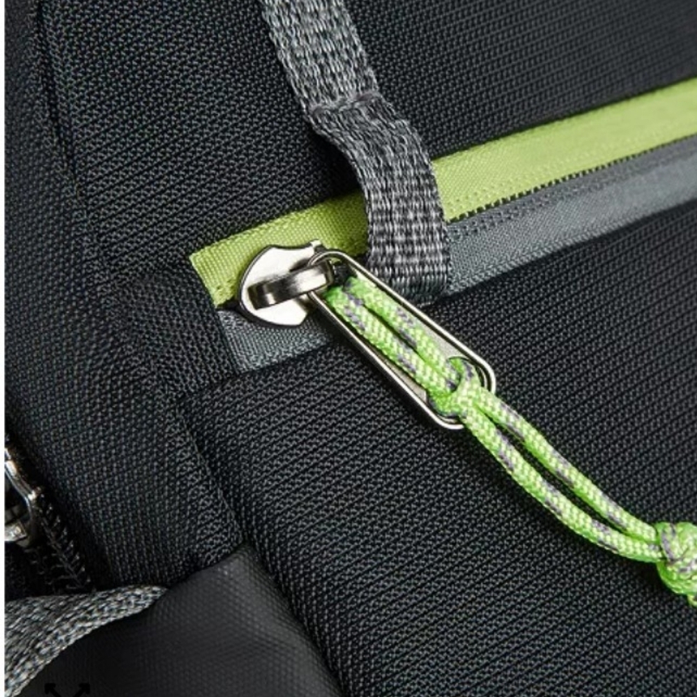 Travelon Anti Theft Greenlander Small Crossbody - Picture 11 of 13